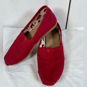 TOMS | Classic Red Slip on canvas flats - 8
